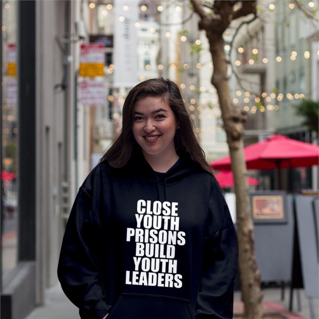 Dígame Concejal Close Youth Prisons Build Youth Leaders Long Sleeve RSGAT