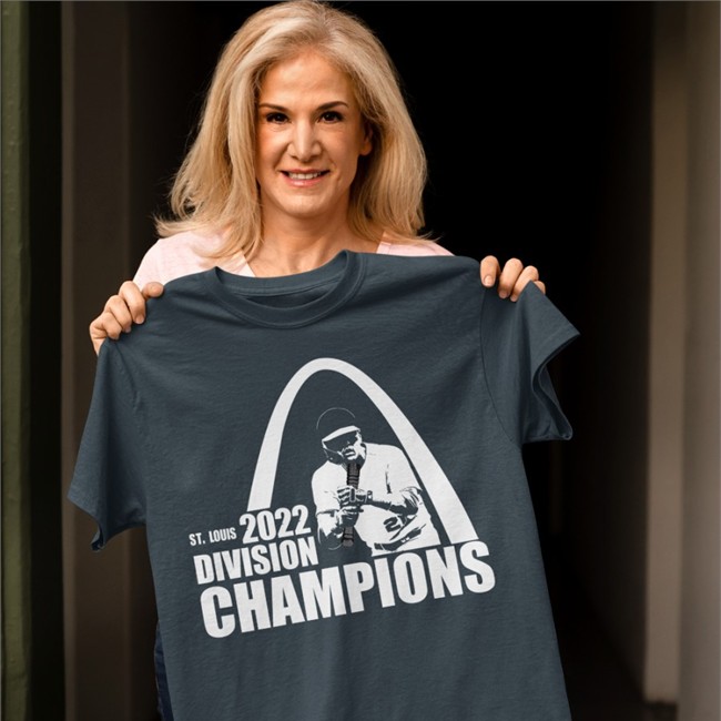 Stl Sports Central Merch St Louis 2022 Division Champions Tee Grinding To The Postseason